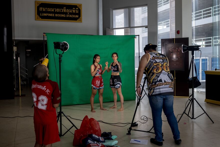 Muay Thai, Tradition vs Safety